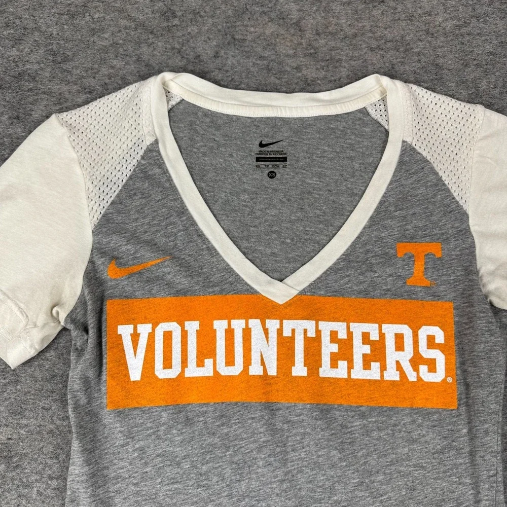 Nike item tennessee